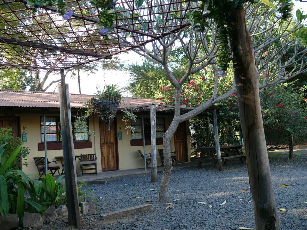 Zigzag Town Lodge Livingstone Kültér fotó